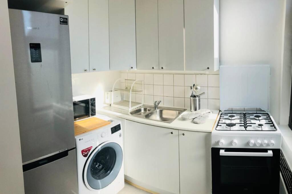 Brussels By Foot! Authenticity & Luxury Nearby Apartamento Exterior foto